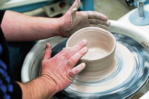 5 Week Pottery Class with Renee Starting Wednesday 9/13 6-8PM